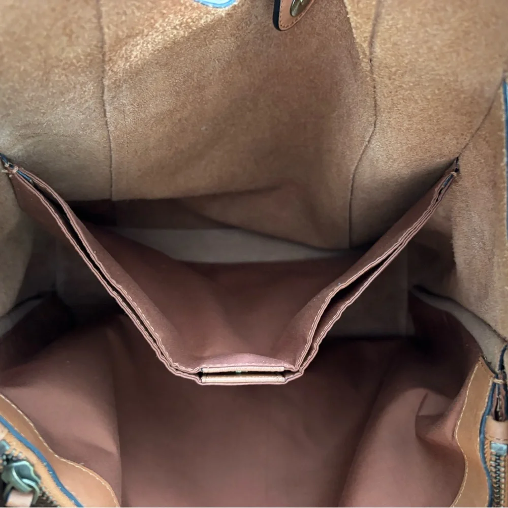 Marta Ponti Tan Leather Tote - Picture 9 of 12